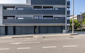 Nomads Lux - 2Bdr & Parking Flores Square Porto